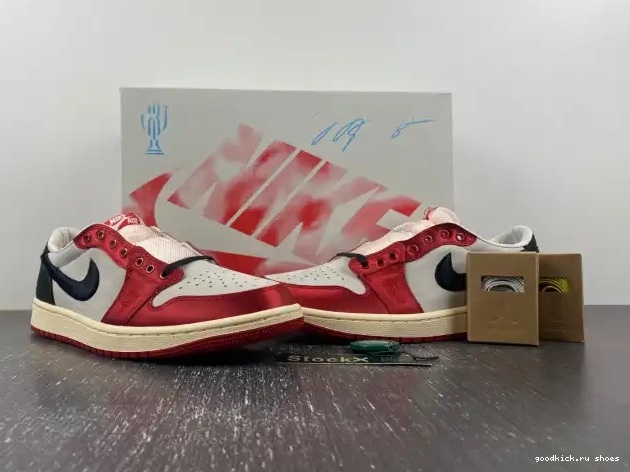 Rep Room Air Low Jordan OG Trophy Away FN0432-100 1 x 0615